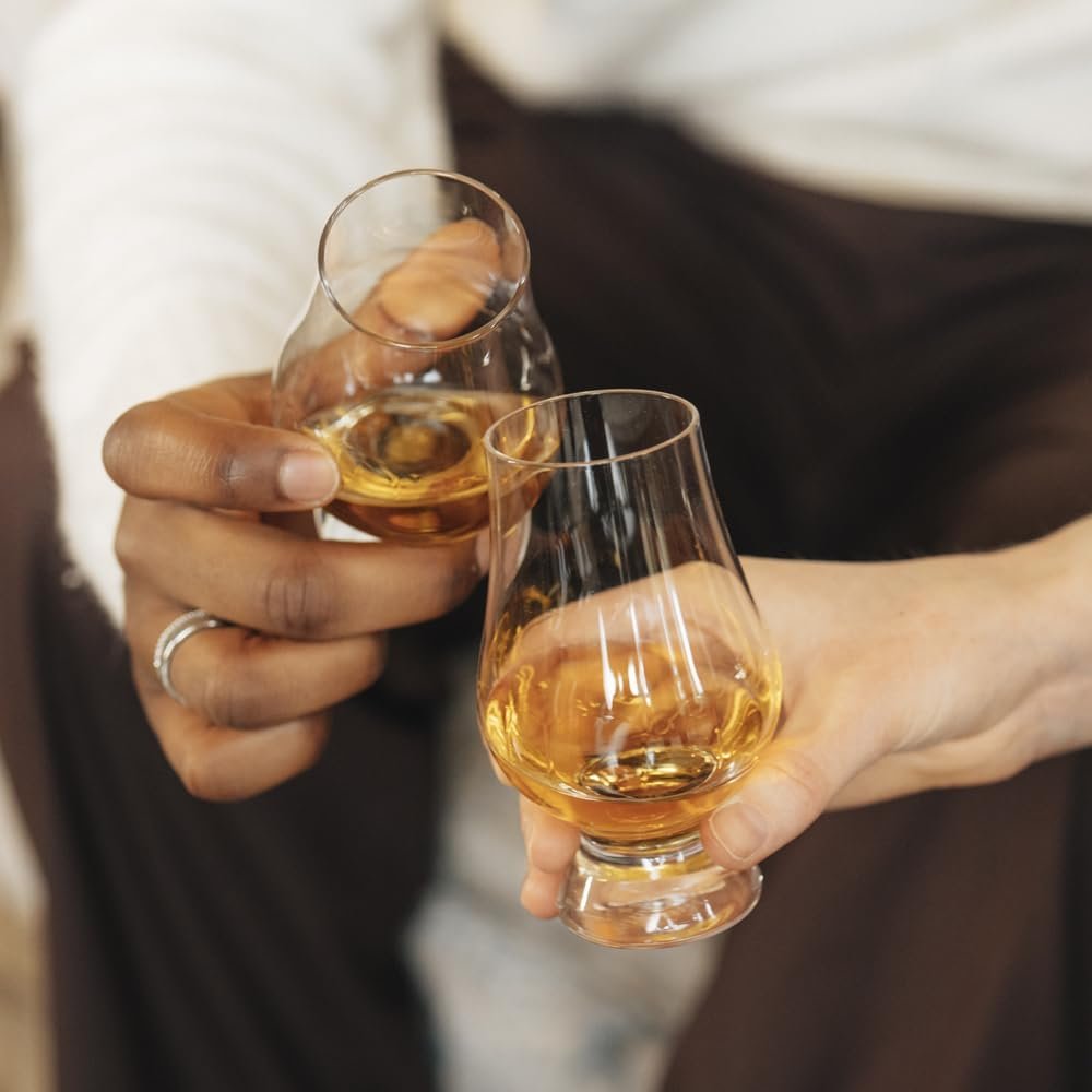 Whiskey Drinking Glass for Tasting and Sniffing - Image 3