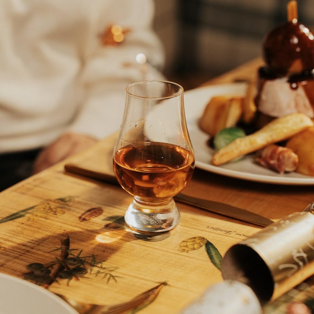Whiskey Drinking Glass for Tasting and Sniffing - Image 4